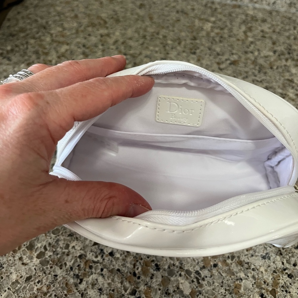 Dior Cosmetics Pouch - Picture 2 of 7